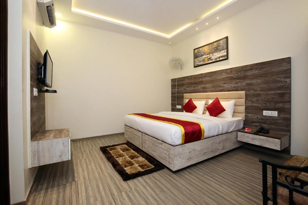 Zirakpur Oyo 9159 Hotel Royal Woodslark מראה חיצוני תמונה